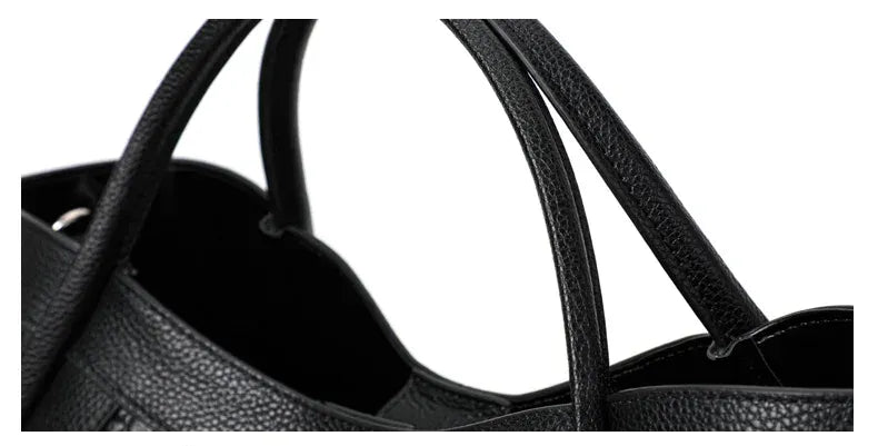 Bolsa de Mão em Couro Iona Black