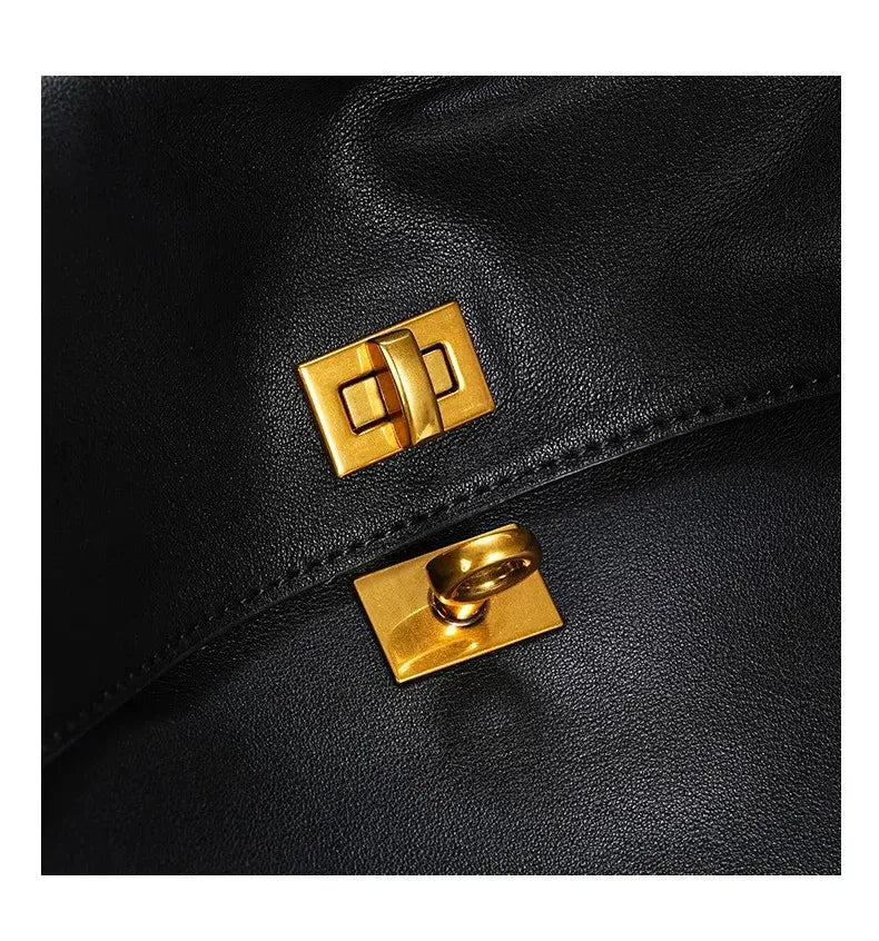 Bolsa Cassy de Ombro em Couro