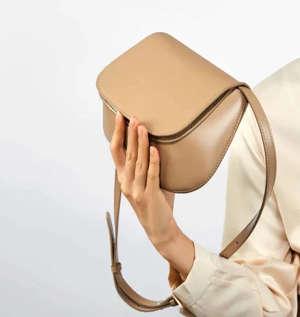 Bolsa Satchel em Couro Hush
