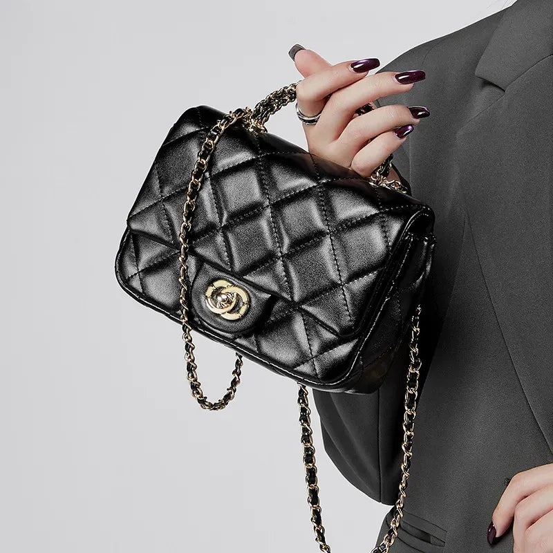 Bolsa Crossbody Matelassê em Couro Paris