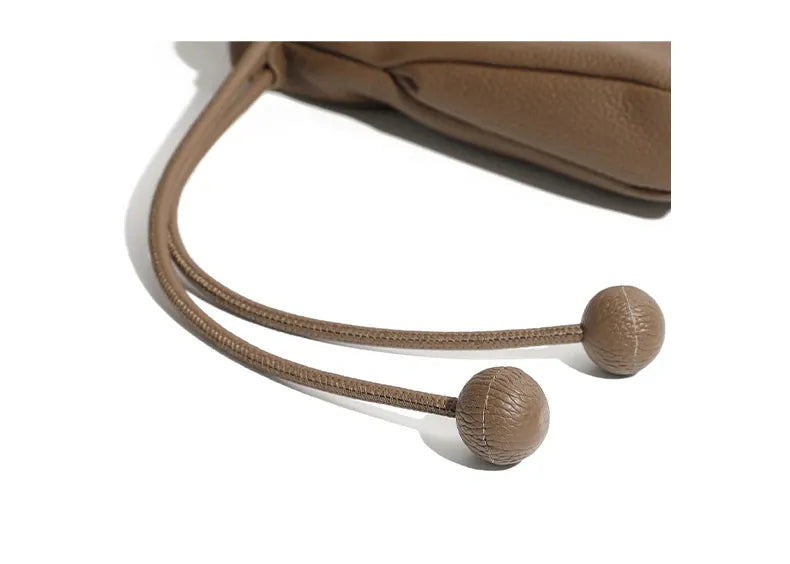 Bolsa Saco em Couro Gália