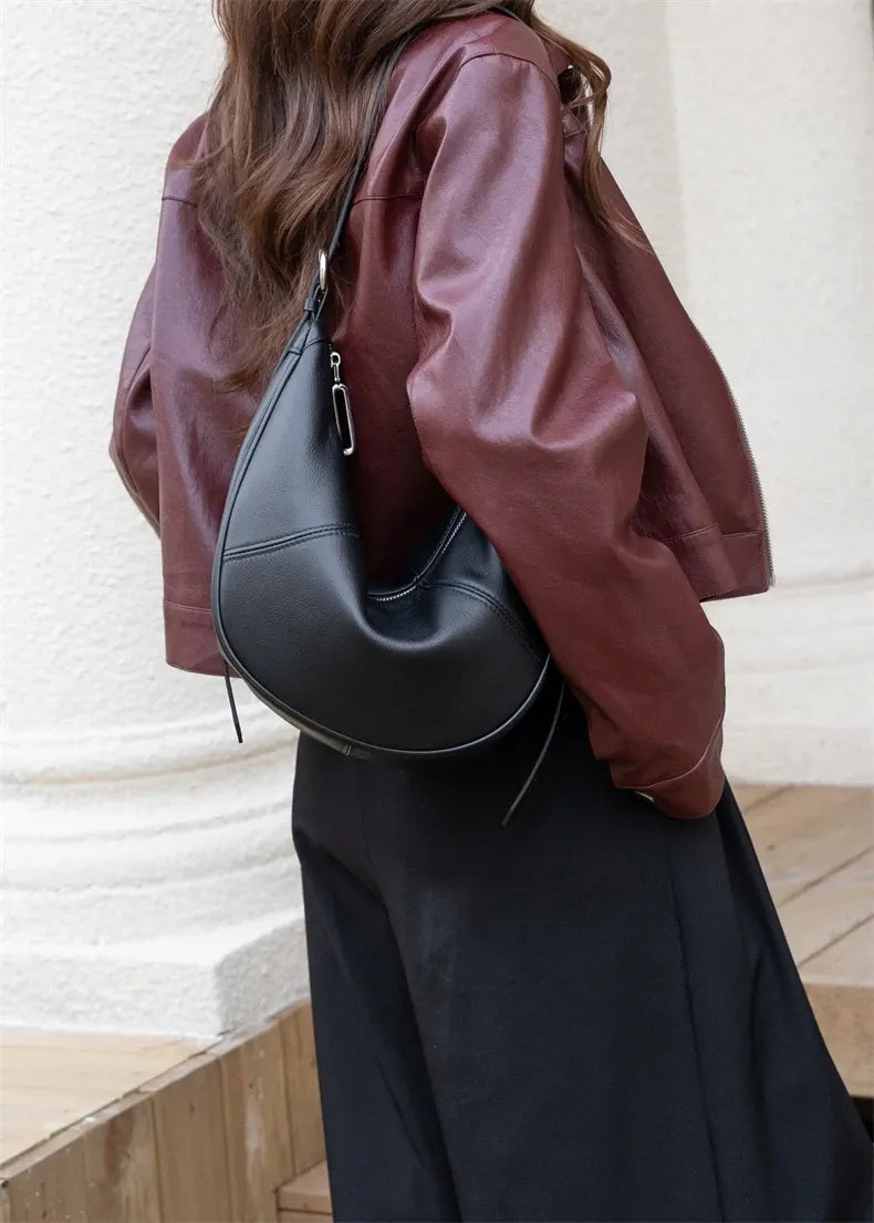 Bolsa de Ombro Hobo em Couro Túlia