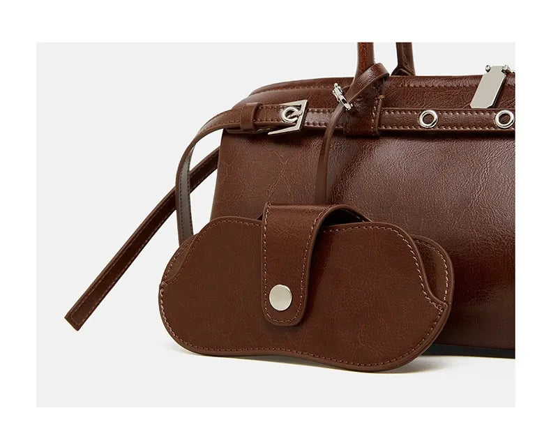 Bolsa Baguete em Couro Karen