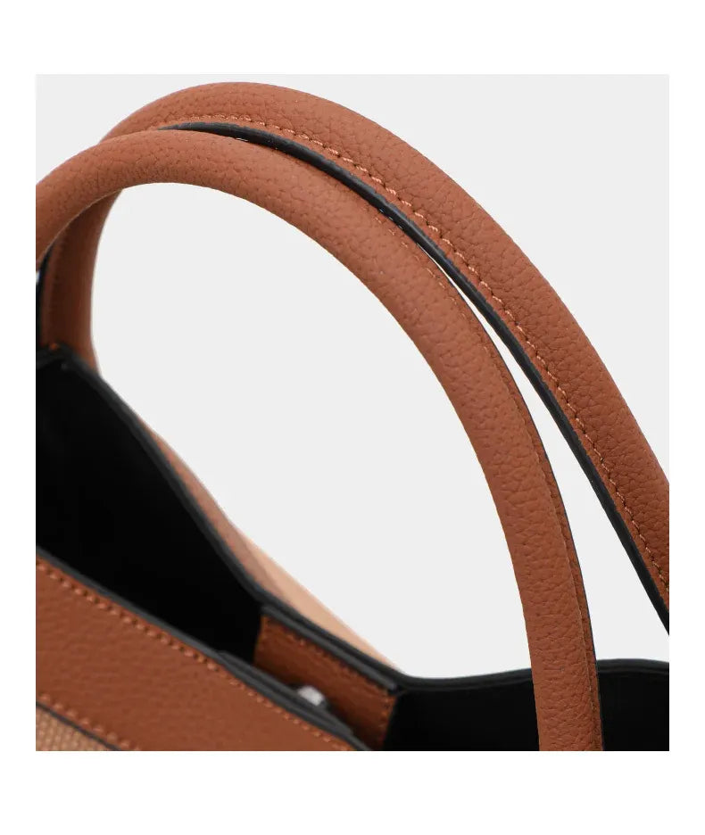 Bolsa de Mão em Couro Iona