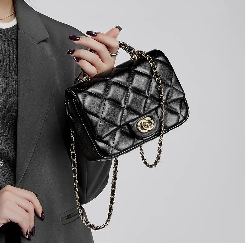 Bolsa Crossbody Matelassê em Couro Paris