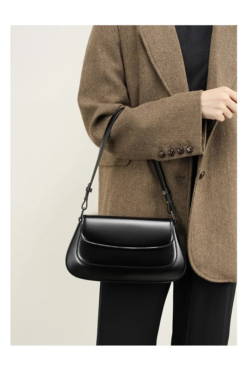 Bolsa Baguete em Couro Dállia