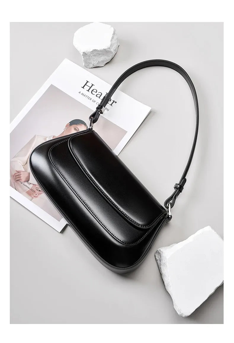 Bolsa Baguete em Couro Dállia