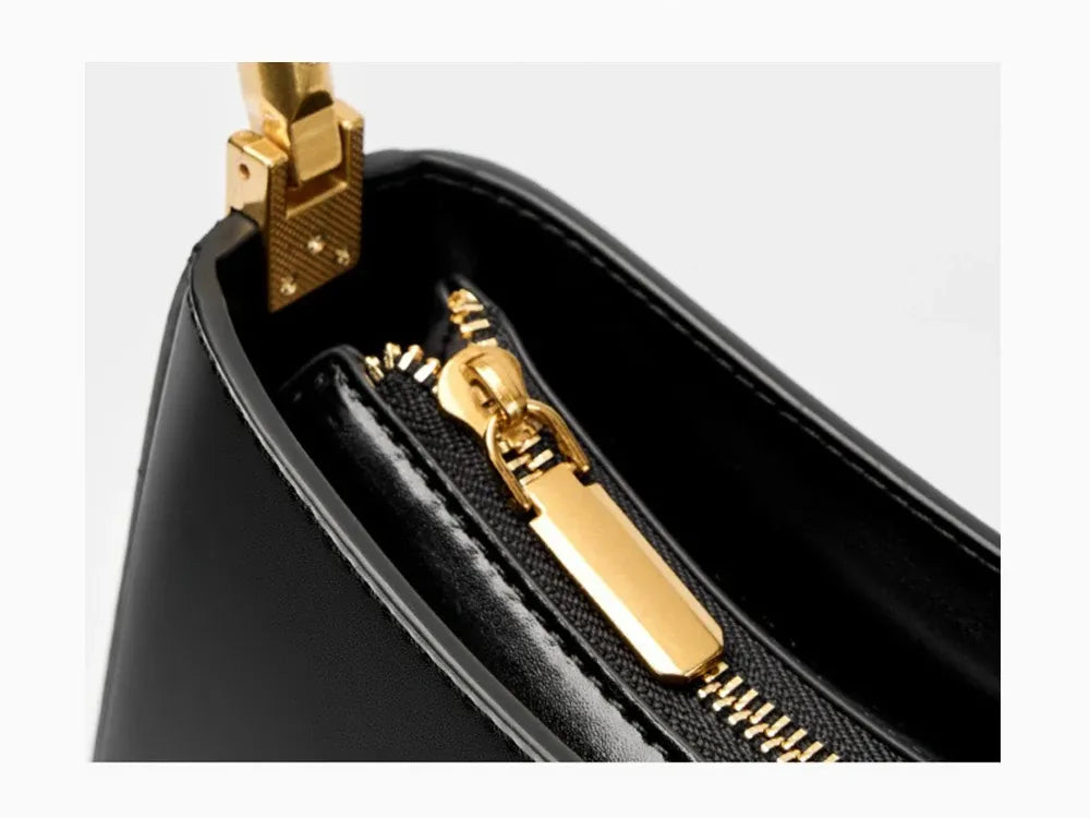 Bolsa de Ombro em Couro Nobreza