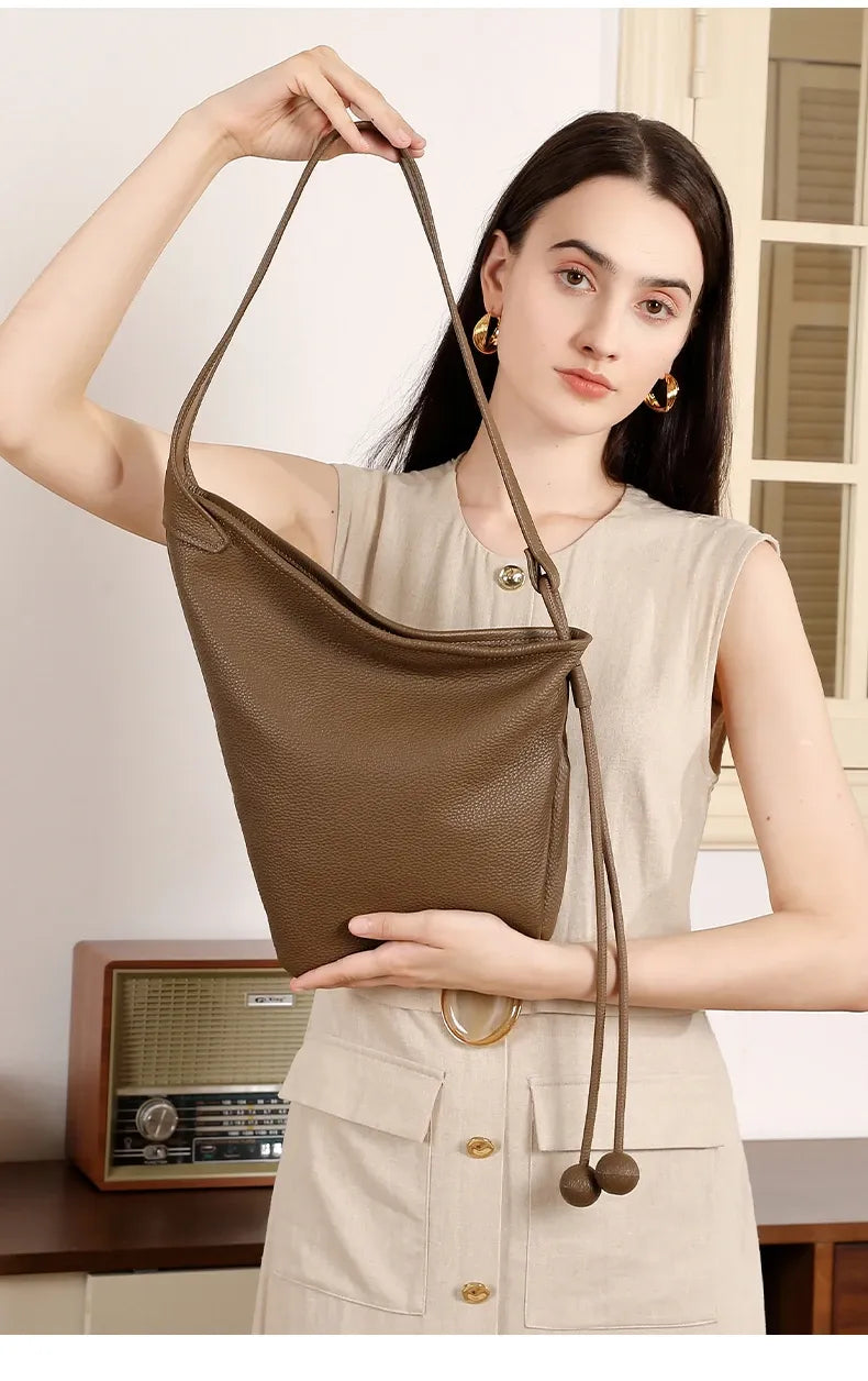 Bolsa Saco em Couro Gália