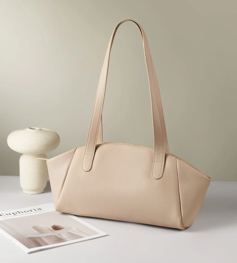 Bolsa Tote em Couro Trapézio