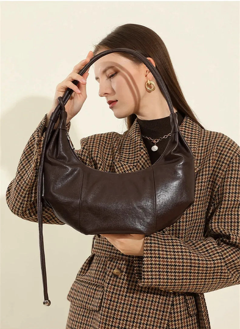 Bolsa Hobo em couro Bebel