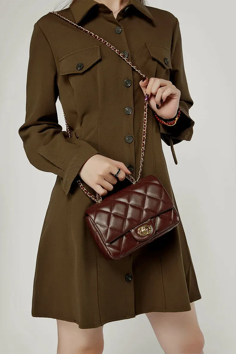 Bolsa Crossbody Matelassê em Couro Paris