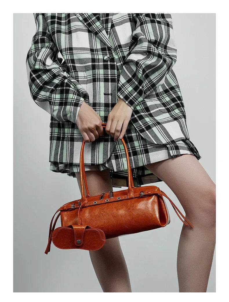 Bolsa Baguete em Couro Karen