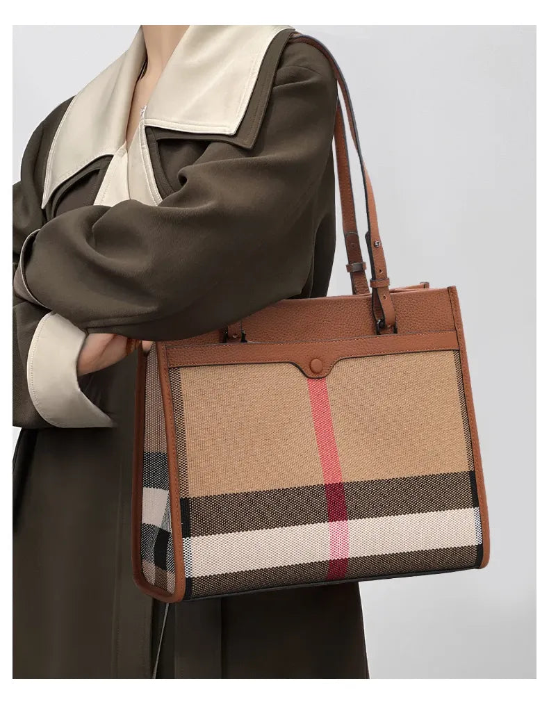 Bolsa de Mão Couro Legítimo Perth