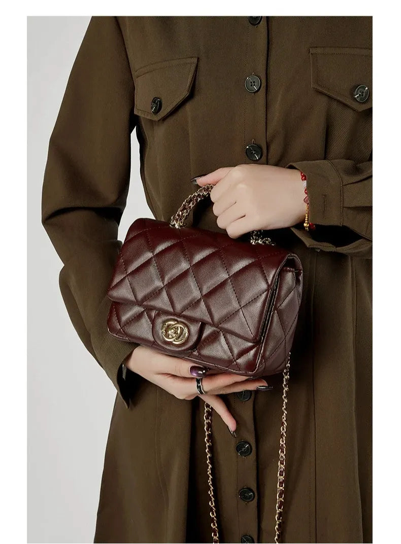 Bolsa Crossbody Matelassê em Couro Paris