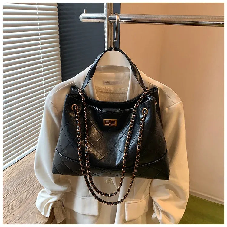 Bolsa de Ombro Camurça Montserrat