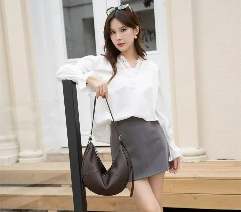 Bolsa de Ombro Hobo em Couro Túlia