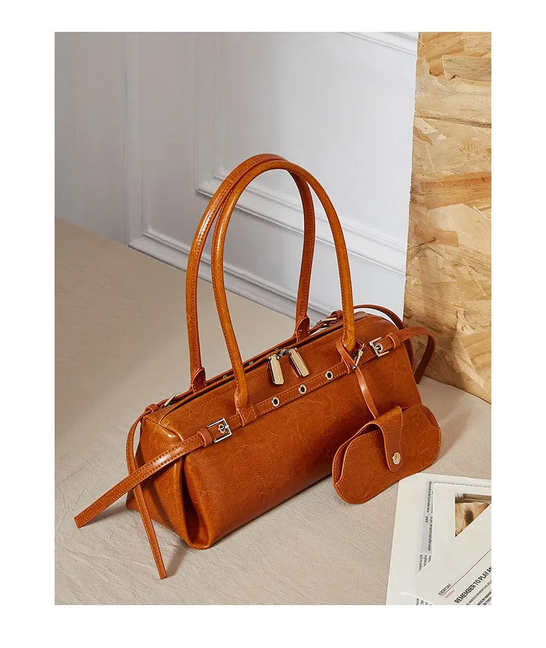 Bolsa Baguete em Couro Karen