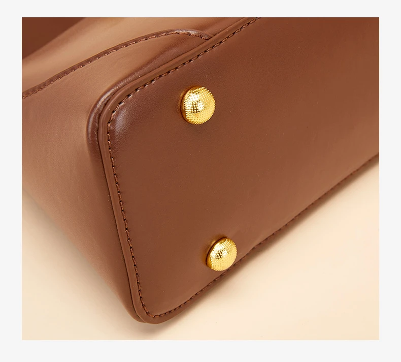 Bolsa Baguete em Couro Veneza