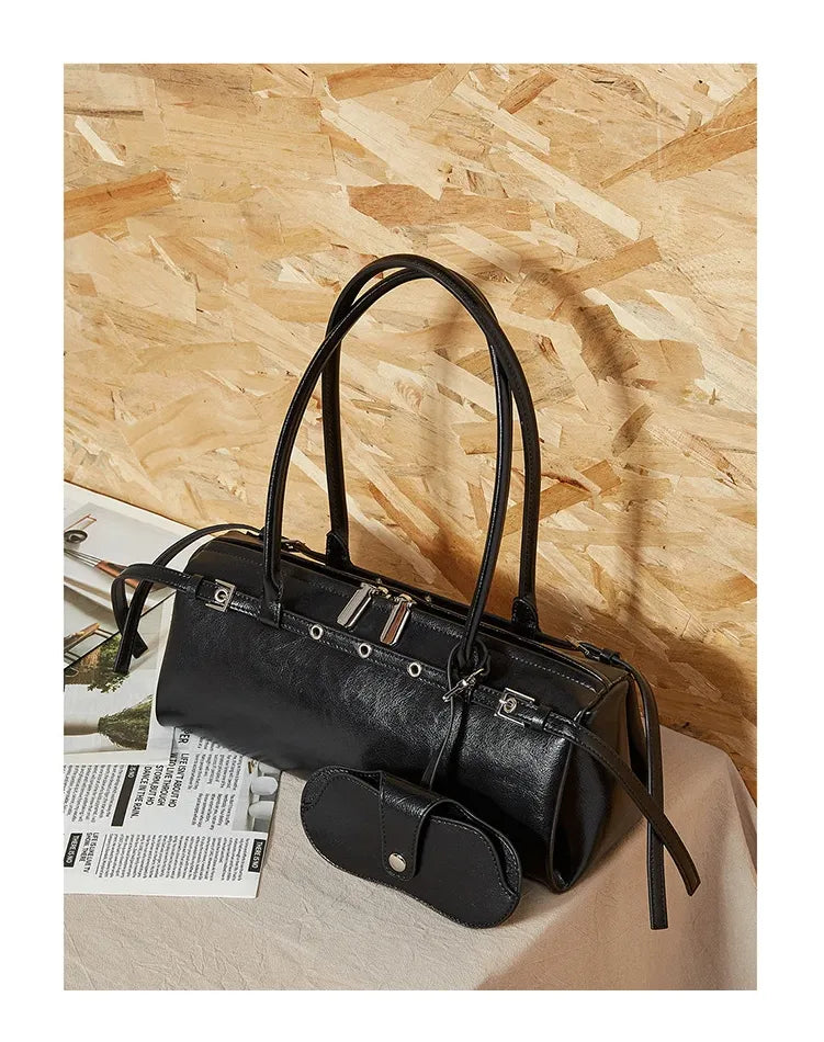 Bolsa Baguete em Couro Karen