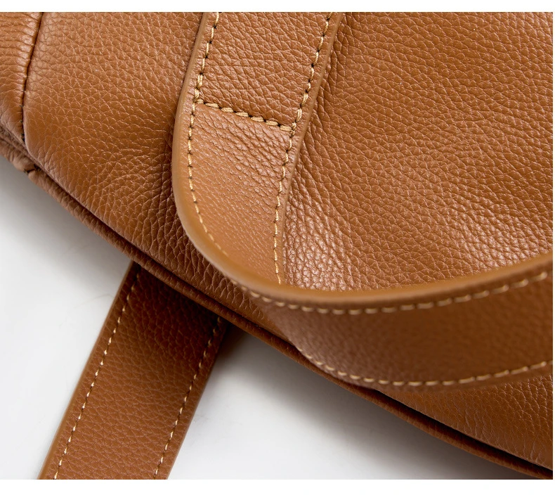 Bolsa Tote em Couro Trapézio