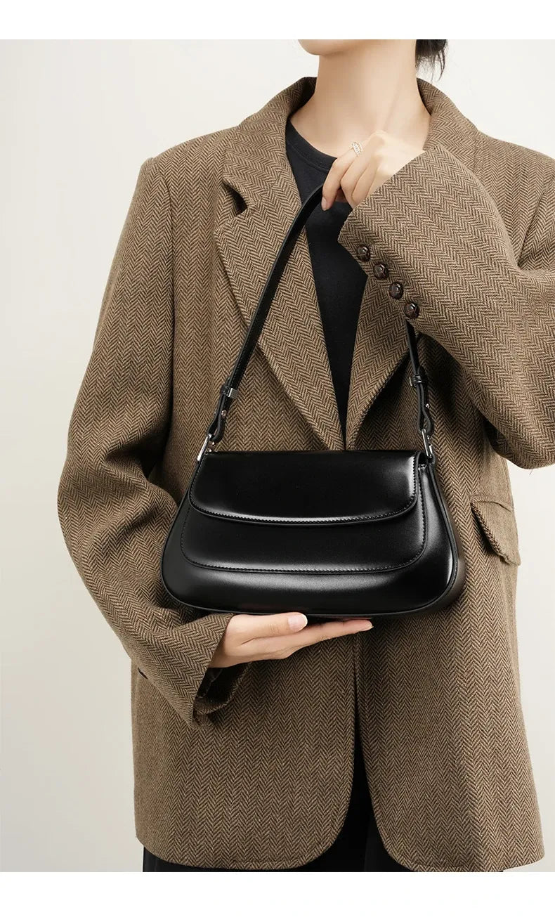 Bolsa Baguete em Couro Dállia