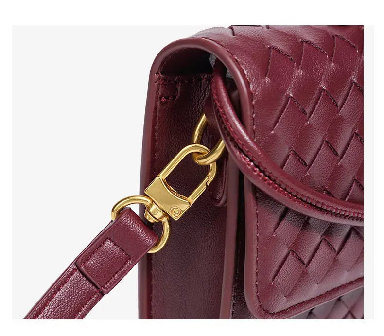 Bolsa Clutch em Tressê Megan