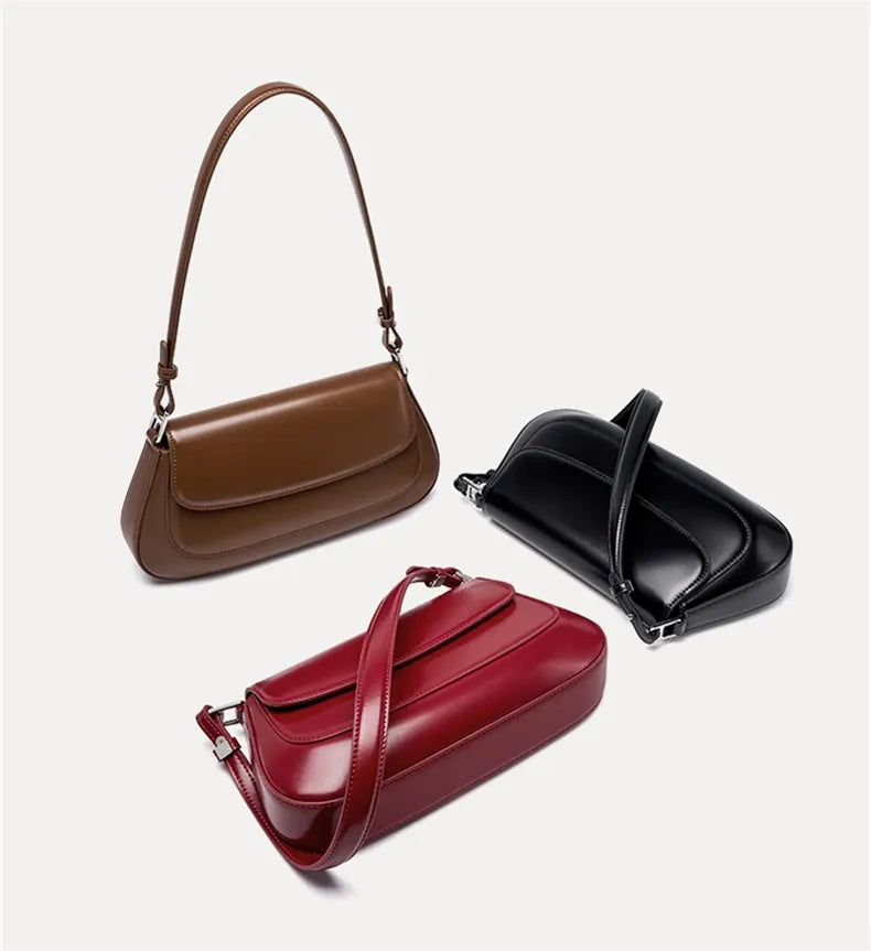 Bolsa Baguete em Couro Dállia