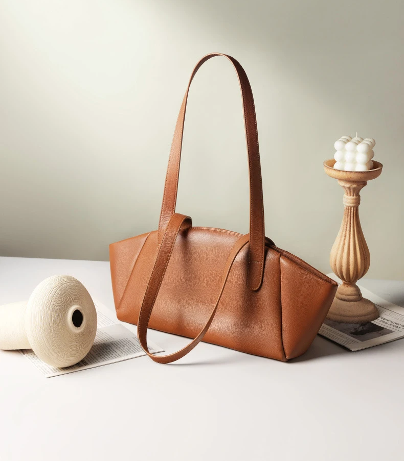 Bolsa Tote em Couro Trapézio