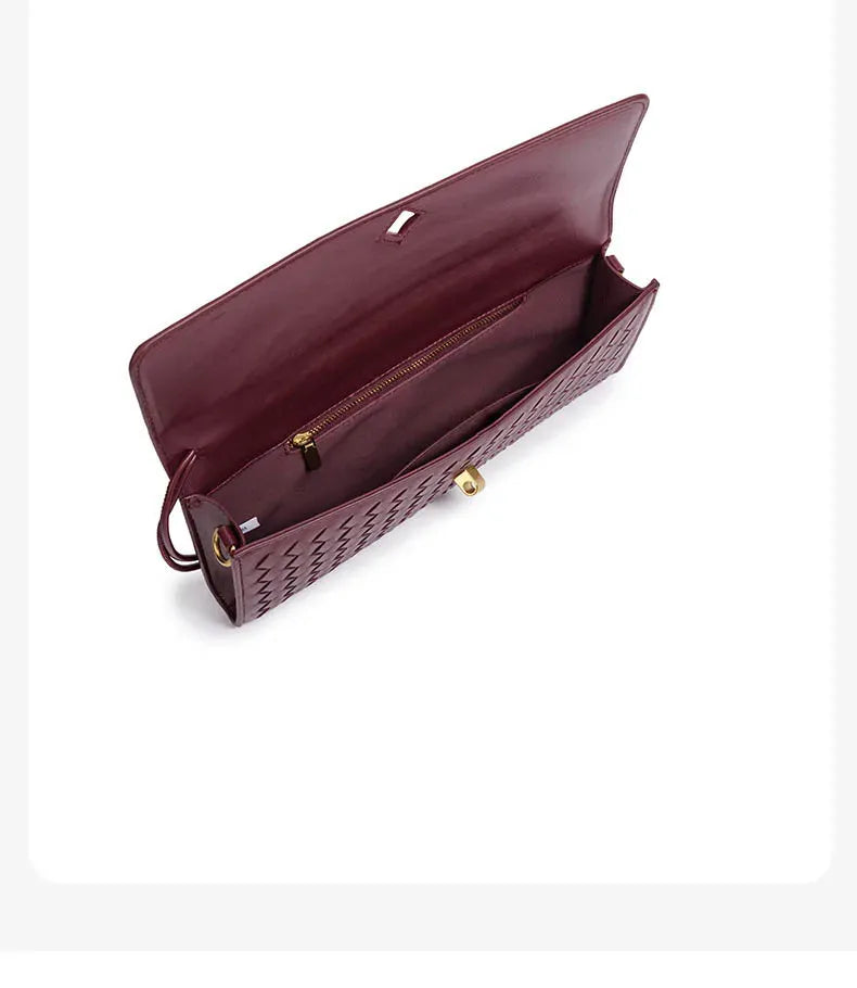 Bolsa Clutch em Tressê Megan