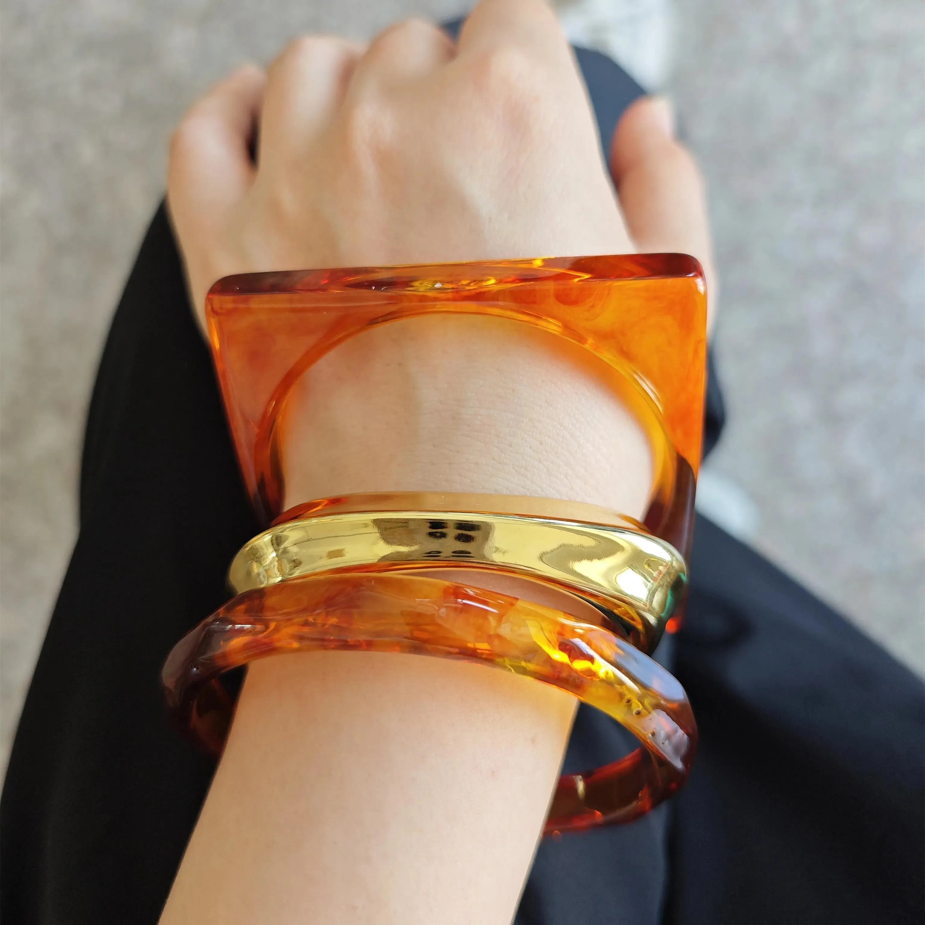 Braceletes Âmbar Dourado