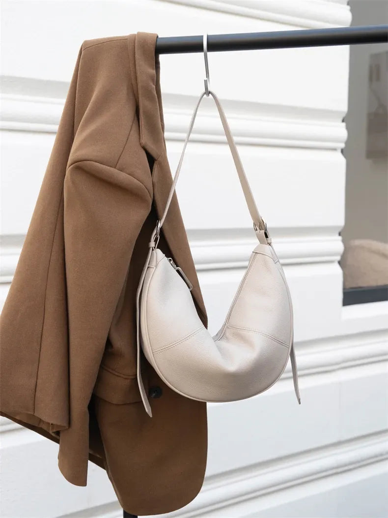 Bolsa de Ombro Hobo em Couro Túlia