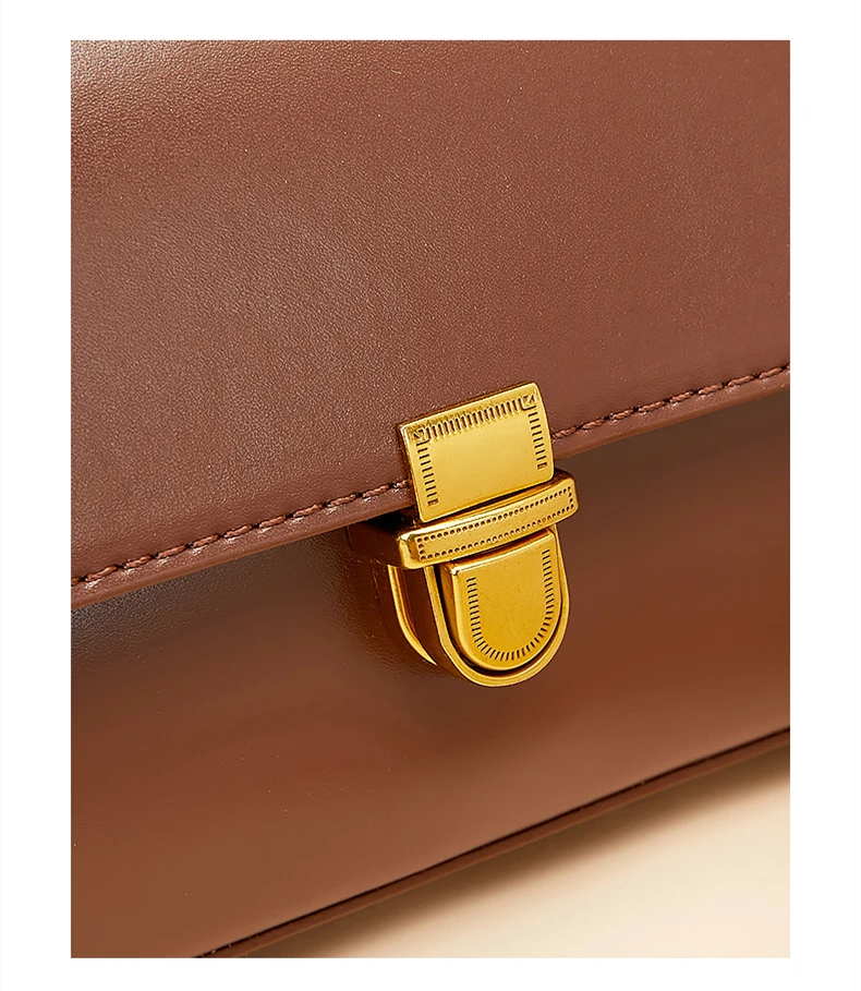 Bolsa Baguete em Couro Veneza