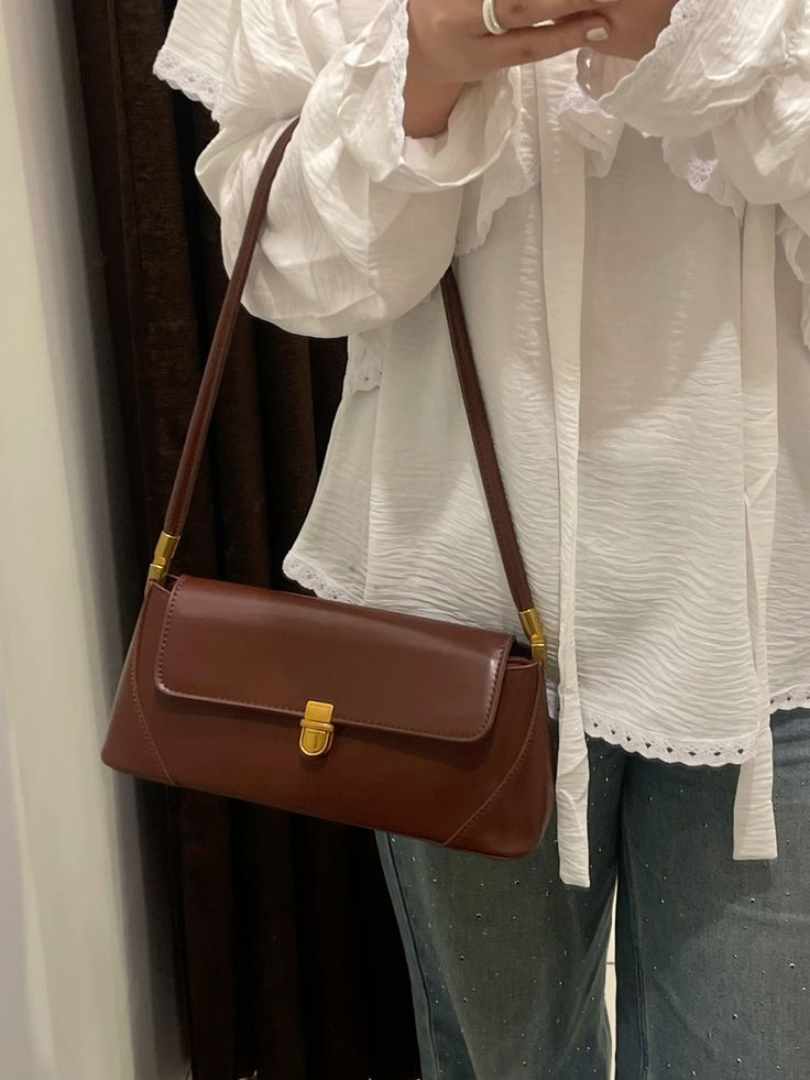 Bolsa Baguete em Couro Veneza