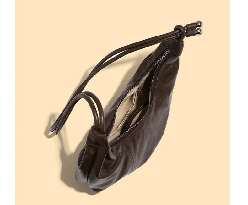 Bolsa Hobo em couro Bebel
