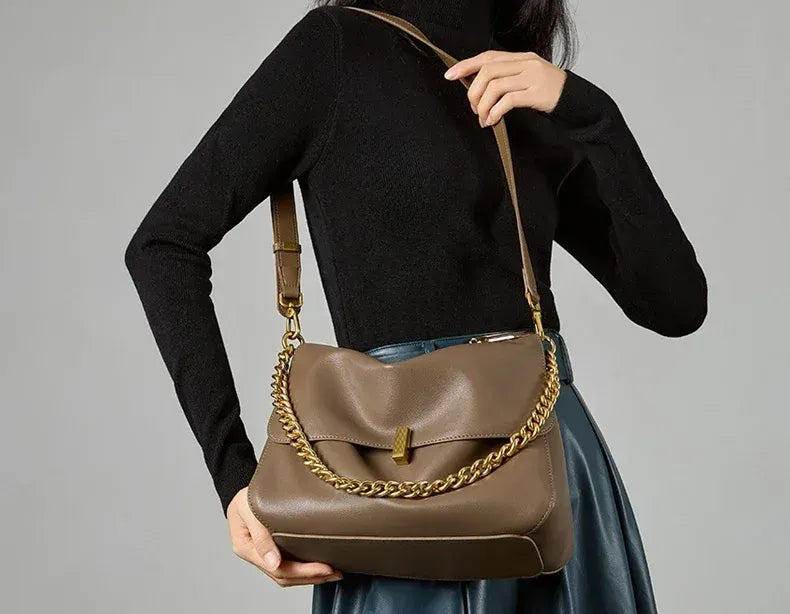 Bolsa de Ombro Couro Legítimo Viena